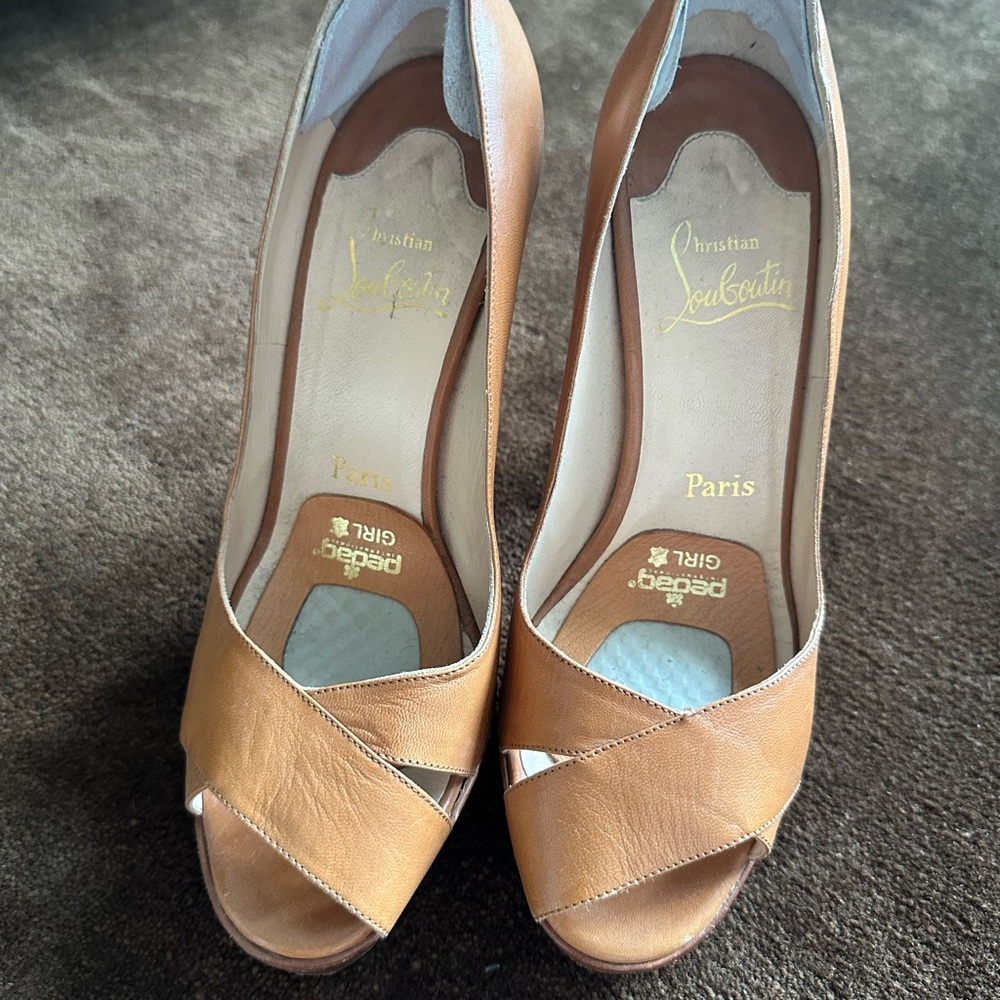 Christian Louboutin Tan Leather Heels